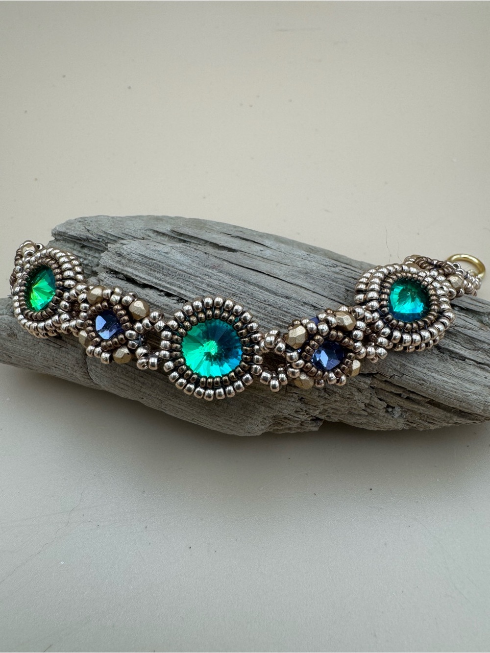 Handcrafted Emerald Green and Amethyst Beaded Bracelet. 113